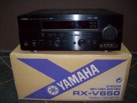 Amplituner Yamaha de la Li Car & Home Hi- Fi