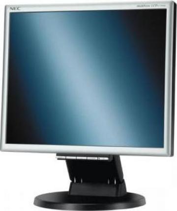 Monitor 17 inch LCD de la C & T Computers