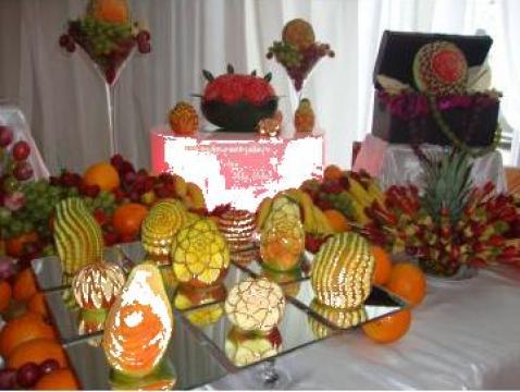 Aranjamente nunti, Sculptura in fructe pentru nunta de la I. I. Urlea Alin Emanuel