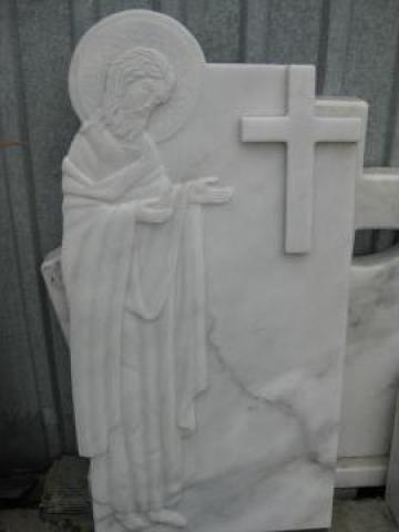 Sculptura funerara marmura alba de la Marmoserv Construct Srl