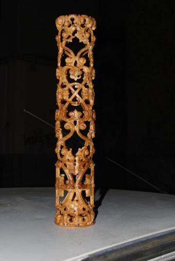 Coloana 3D din stejar de la Morar Minprod S.r.l.