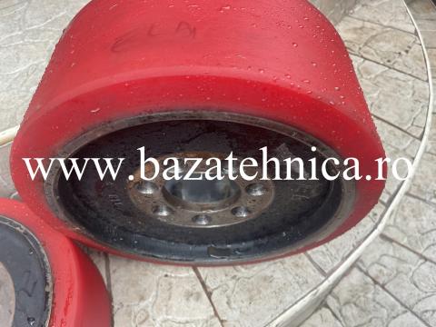 Roata liza incarcata cu poliuretan acoperire pe metal de la Baza Tehnica Alfa Srl