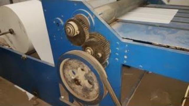 Masina de taiat bobina-coala de la Kronstadt Papier Technik S.a.