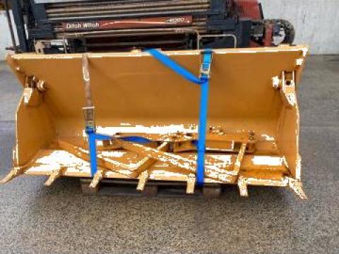 Kit furci rabatabile pentru buldoexcavator Case
