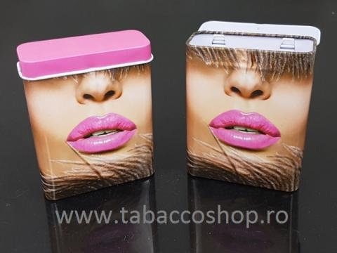 Tabachera metalica Pink Lips pentru 20 tigari
