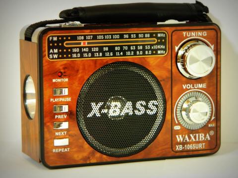 Radio portabil Waxiba XB-1061URT