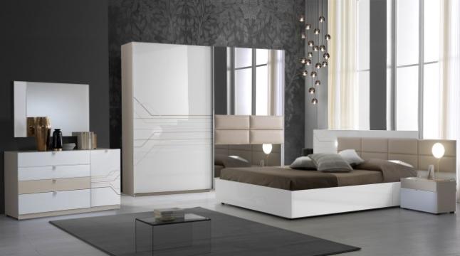 Dormitor Svetlana, alb/cappuccino, pat 160x200 cm de la CB Furniture Srl