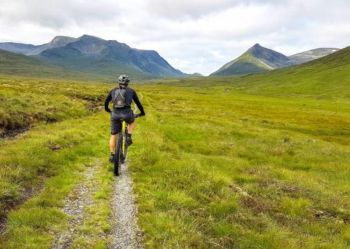 Excursie Scotia - cu bicicleta pe urmele vikingilor