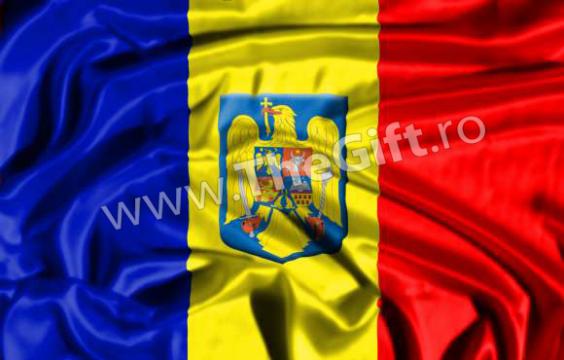 Drapel, steagul Romaniei, cu stema de la Thegift.ro - Cadouri Online