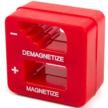 Dispozitiv pentru magnetizat si demagnetizat