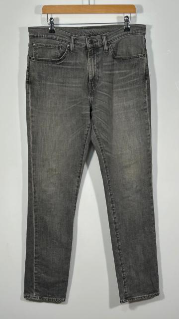 Blugi Levis marimea W34 L34 barbat de la In Carouri Srl