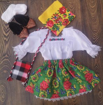 Costum popular pentru fetite de Maramures