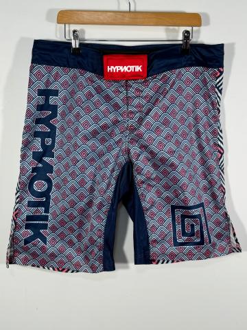 Pantaloni scurti / Fighting short Hypnotik pentru MMA de la In Carouri Srl