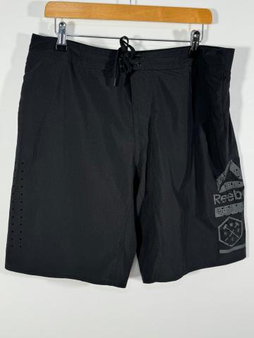 Pantaloni scurti / Short Reebok marimea L barbat