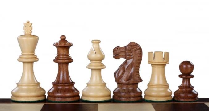 Piese de sah no.5 din lemn de acacia - American Staunton de la Chess Events Srl
