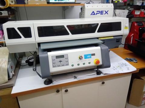 Imprimanta digitala Flatbed UV4060 de la 