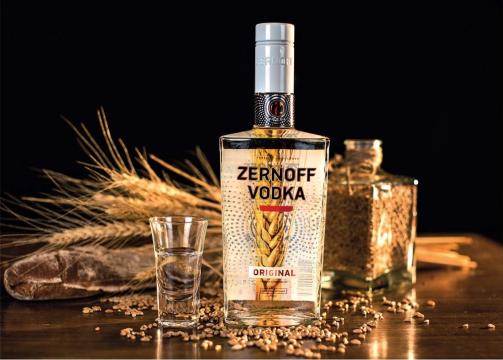 Vodka Zernoff de la MCD-TIS Srl