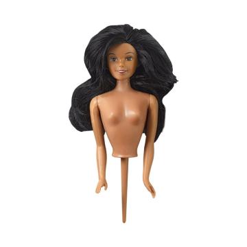 Figurina Papusa bruneta din plastic cu par negru - Wilton