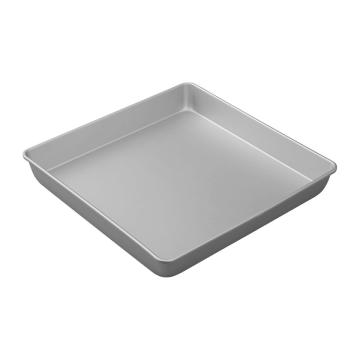 Tava de copt patrat din aluminiu, 37 cm - Wilton de la Lumea Basmelor International Srl