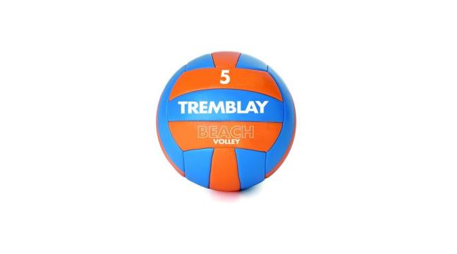 Minge volei pe plaja Tremblay Beach