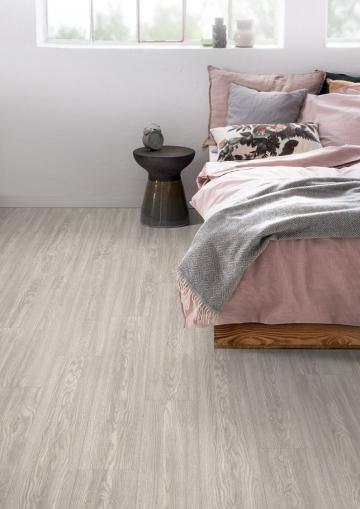 Parchet laminat Egger EL2063 Stejar Soria gri deschis 8 mm