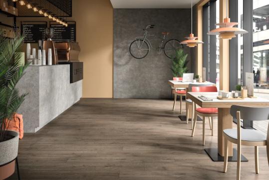 Parchet laminat Egger EL2192 Stejar Turin inchis 8 mm de la Visaria Design Srl.