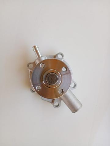 Pompa apa motor Kubota D950 Small 15852-73030
