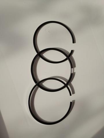 Segmenti Lombardini 95.50mm 2.5+2.5+5 de la Kubo Yanm Industrial Srl