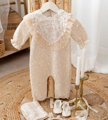 Salopeta de botez Luisa vintage de la Julies Boutique Srl