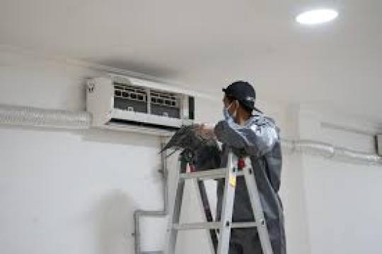 Igienizare, incarcare freon aer conditionat Bucuresti de la Climfix Air Srl