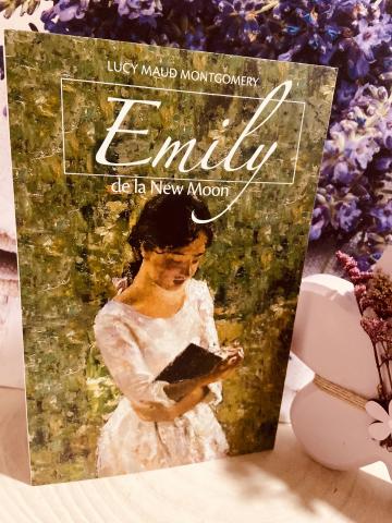 Carte, Emily de la New Moon