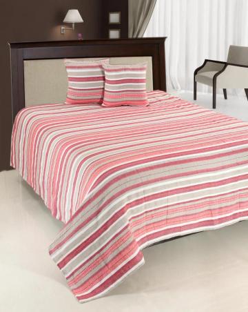 Set cuvertura pat dubla rosie de la Eve Nasia S.r.l