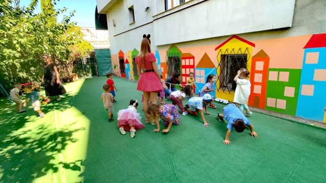 Scoala de vara de la Sfera Kinderzentrum Srl