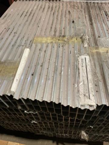 Scanduri laterale de aluminiu pentru semiremorci