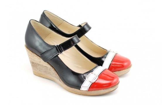 Pantofi dama eleganti - casual lacuiti din piele, 36 de la Deprobat.ro