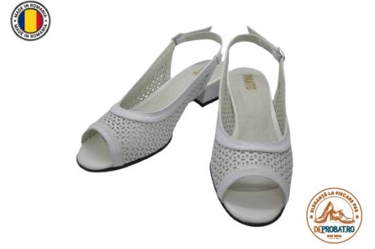 Sandale dama albe din piele naturala toc 8 cm, S339