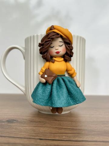 Cana cu figurina Aurora