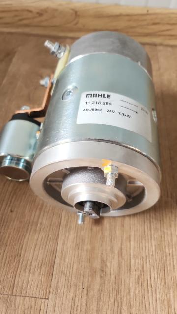 Motor electric actionare pompa hidraulica