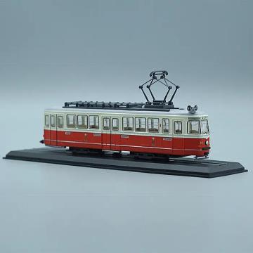 Macheta tramvai Simmering-Graz-Pauker 1957 1 87 17001 de la Hobbyplanet Romania