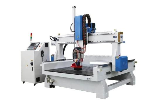 Masina CNC 3 sau 4 axe