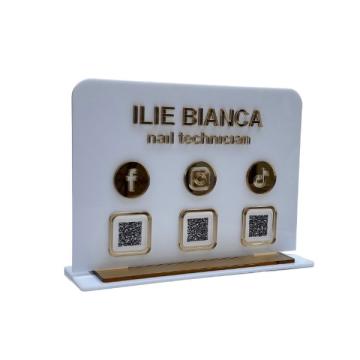 Placa acrylica coduri QR retele de socializare de la La Print