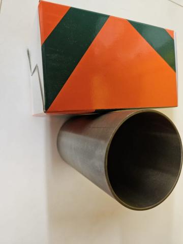 Cilindru camasa Kubota V2003 liner original de la Kubo Yanm Industrial Srl